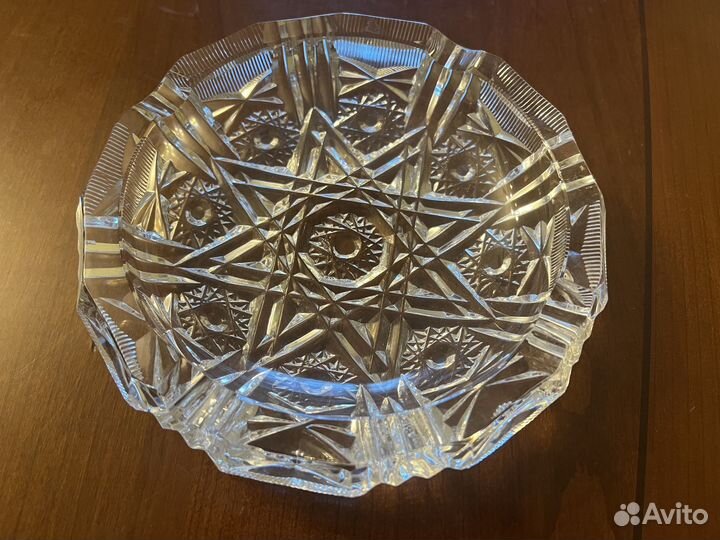 Хрустальная пепельница