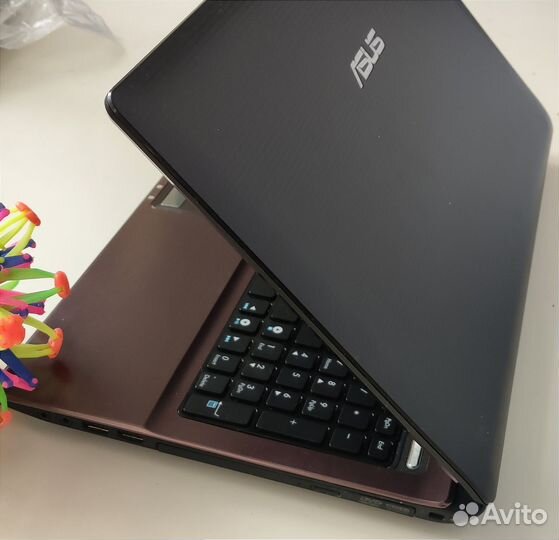 Ноутбук Asus i5/4 ядра/ssd