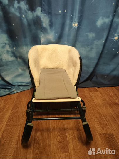 Детские санки с колесами и чехлом