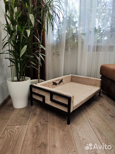 Диванчик/кроватка/лежанка для животных