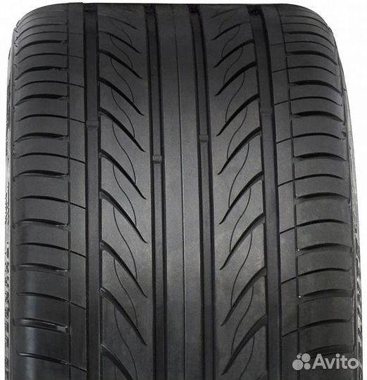 Delinte D7 245/40 R19 98W