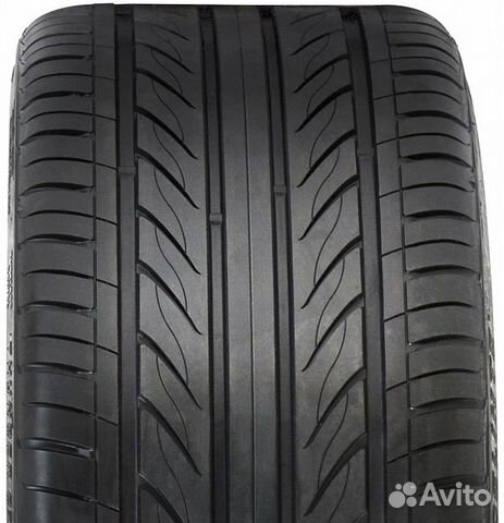 Delinte D7 245/40 R19 98W