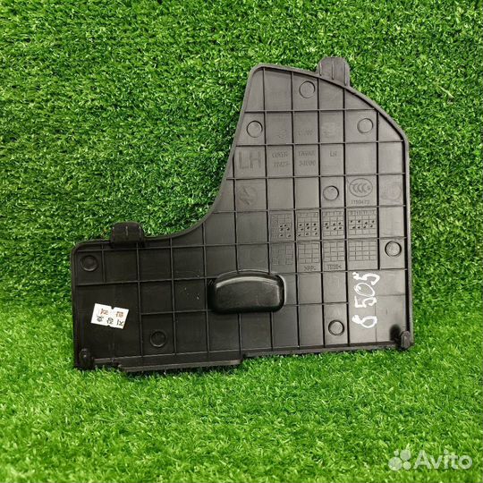 Заглушка обшивки багажника левая SsangYong Actyon