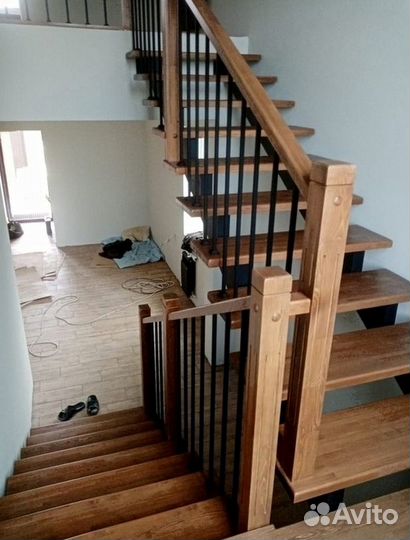 Лестница на металлокаркасе / изготовление лестниц