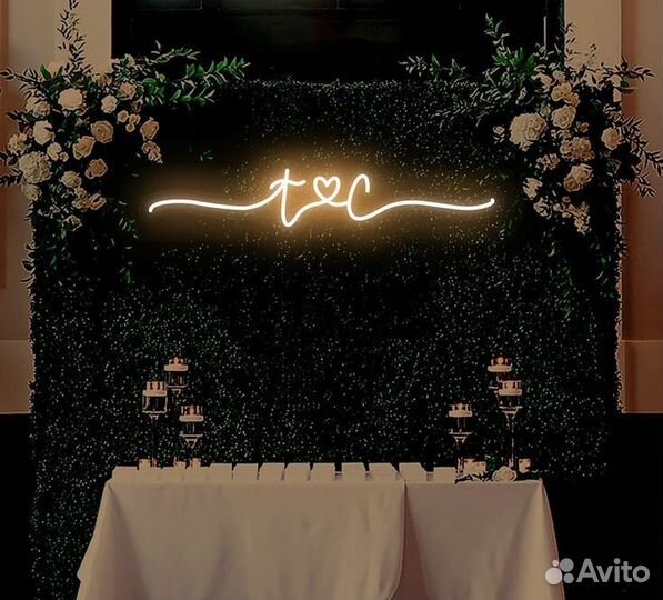 Неоновая вывеска аренда
