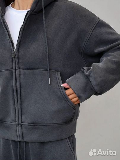 Спортивный костюм женский