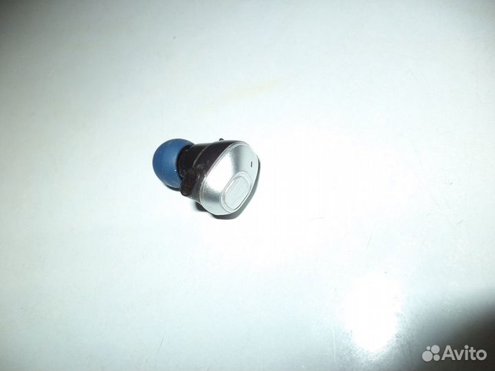 Bluetooth наушник (запчасти)