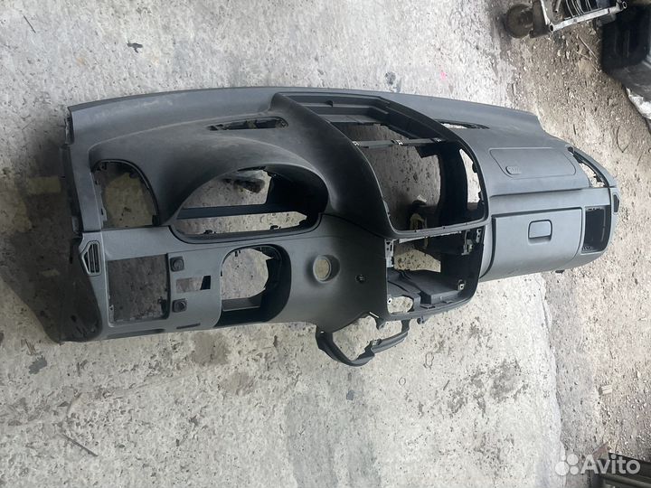 Панель парприз вито w639 639