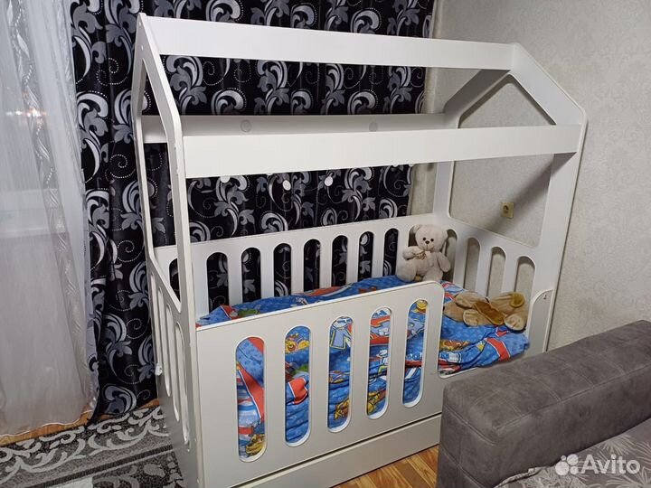 Детская кровать домик бу