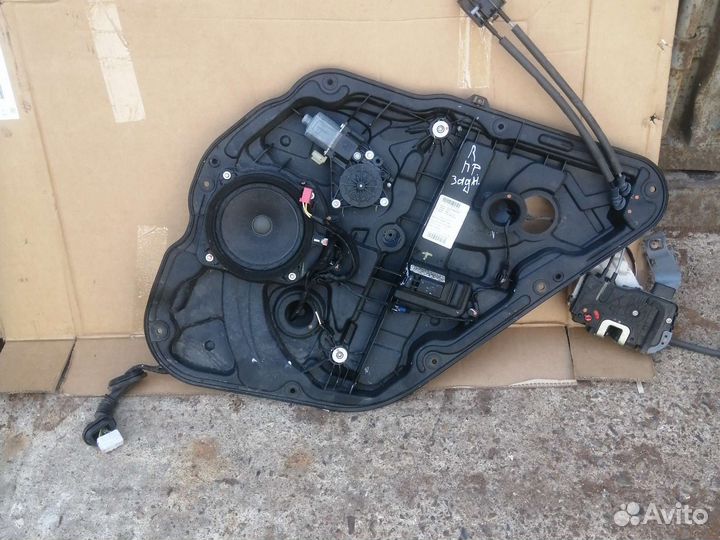 Стеклоподъемник задний правый Hyundai Sonata