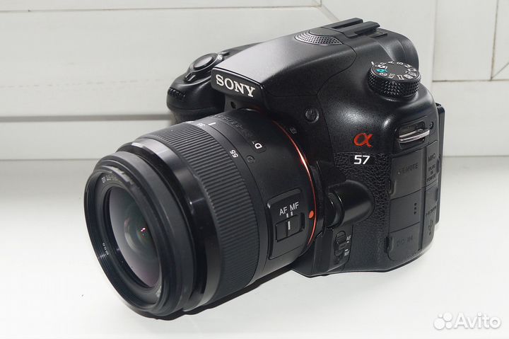 Зеркальный фотоаппарат Sony A57