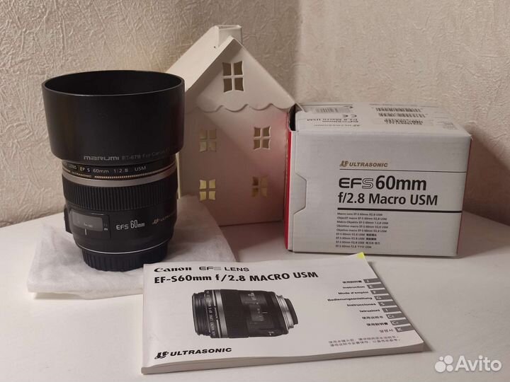 Объектив Canon EF-S 60mm f/2.8 Macro USM