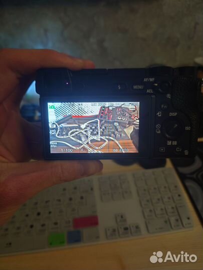 Sony a6300 body + комплект