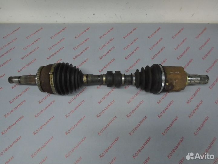Nissan 39101-AV911 Вал приводной левый