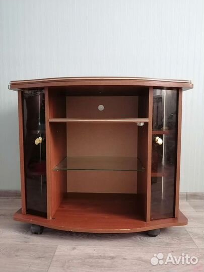 Тумба под телевизор