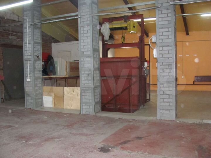 Склад, 570 м²