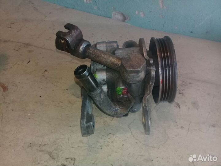 Насос Гура Nissan March K11 CG 1.0