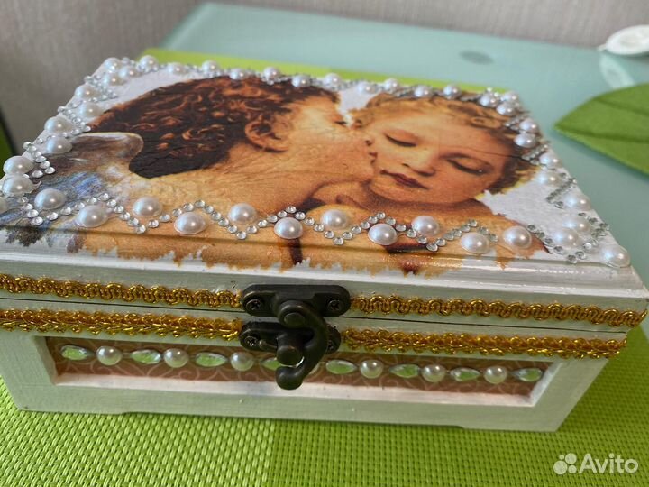Шкатулка деревянная для украшений