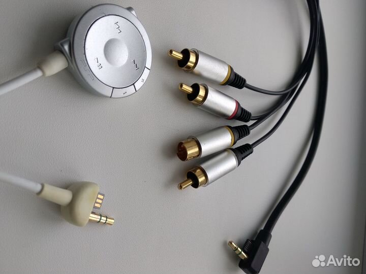 Sony PSP кабель, сумка и фирм. диск + переходник