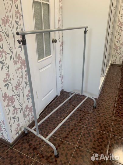 Вешалка напольная