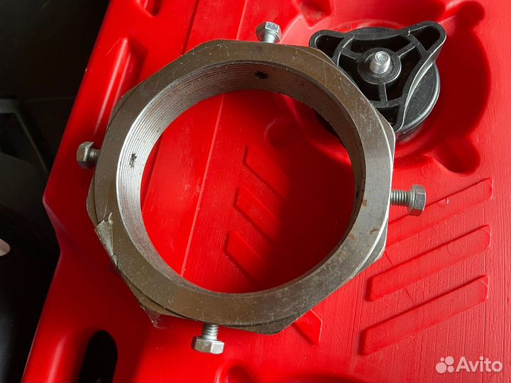 Гайка ступицы урал 4320 (универсальная)