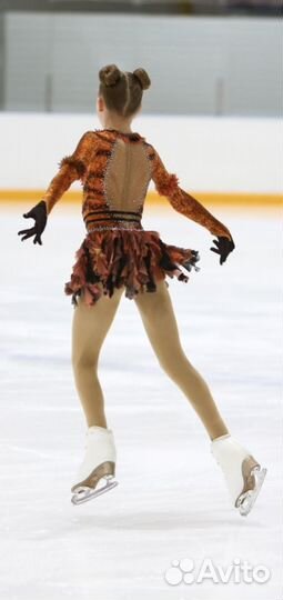 Платье для выступления (фигурное катание)