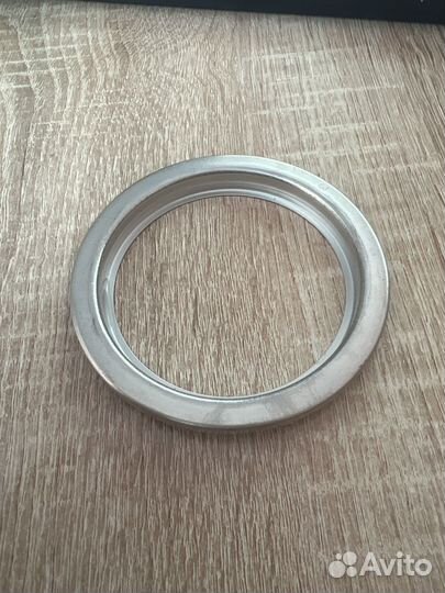 Пыльник железный ступицы toyota