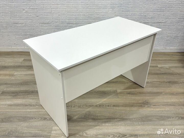 Компьютерный стол/обеденный/школьный/садовый