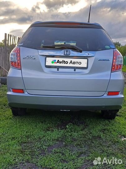 Honda Fit Shuttle 1.3 CVT, 2013, 123 146 км