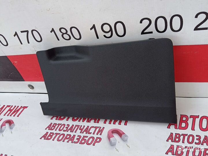 Накладка багажника правая Шкода Кодиак 16-23