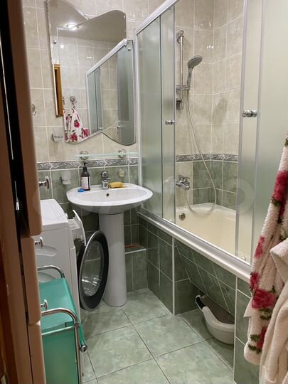 2-к. квартира, 61 м², 2/5 эт.