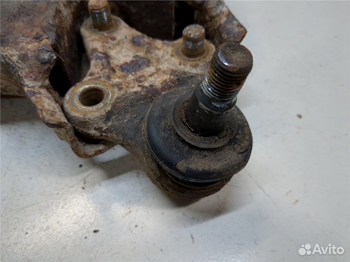 Рычаг подвески Suzuki Vitara, 1992