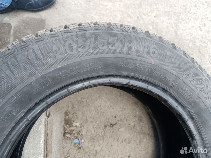 Gislaved Nord Frost 200 205/65 R16 T