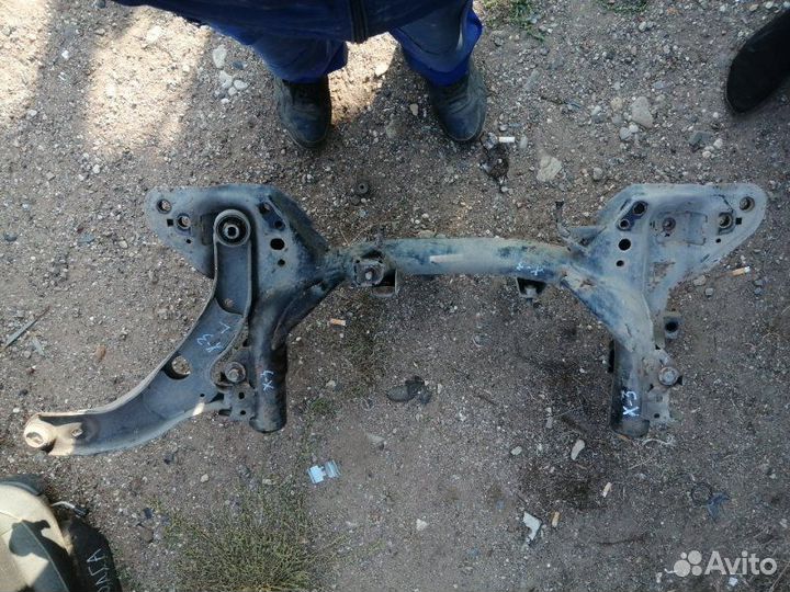 Подрамник Haima 3 HM483Q-A 2011