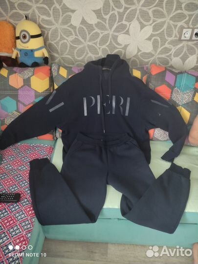 Спортивный костюм женский