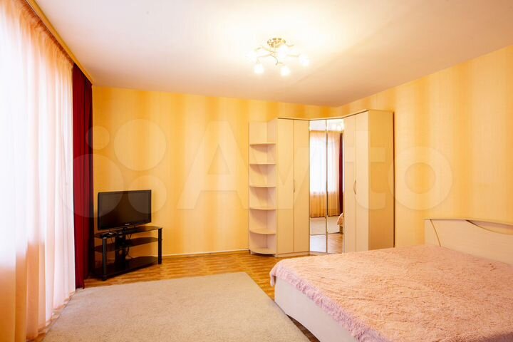 1-к. квартира, 45 м², 1/9 эт.