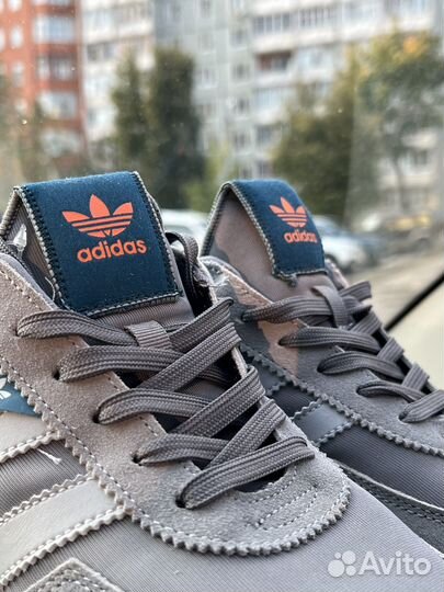 Кроссовки Adidas (43/44)