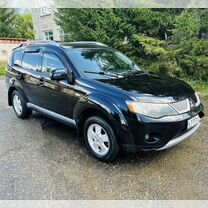 Mitsubishi Outlander 2.4 CVT, 2007, 262 000 км, с пробегом, цена 1 150 000 руб.