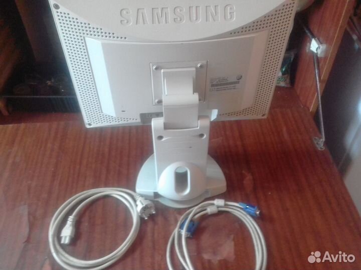 ЖК монитор samsung