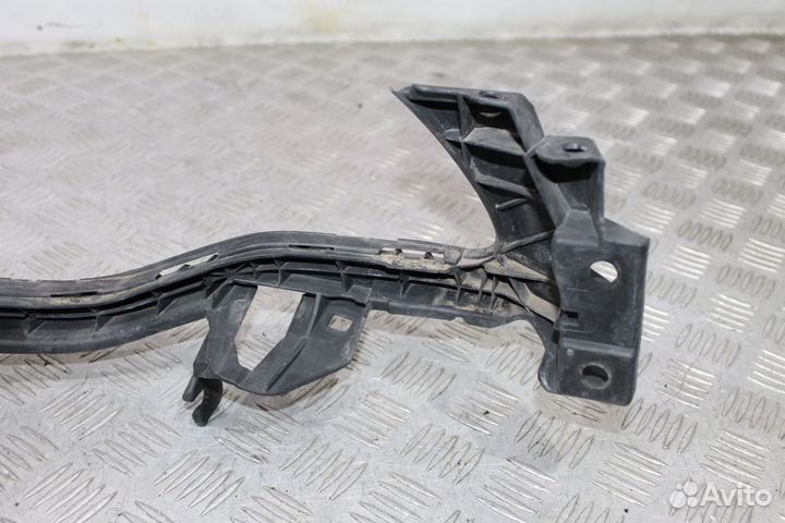 Кронштейн фары левый Subaru Impreza GJ GP / XV GP