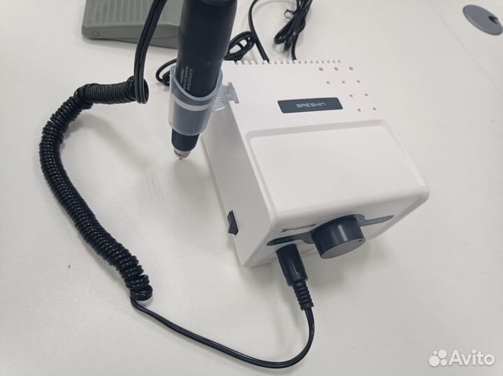 Аппарат для маникюра и педикюра Strong 211