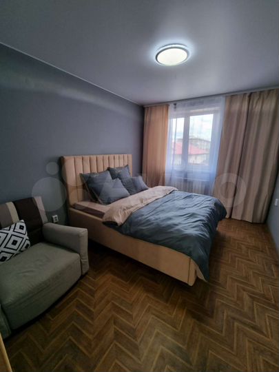 2-к. квартира, 55 м², 3/17 эт.