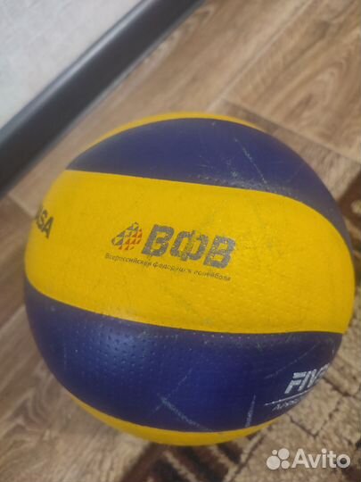 Волейбольный мяч вфв mikasa mva200