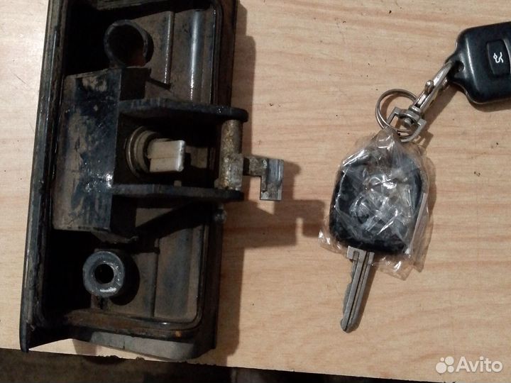 Замок багажника BMW E36