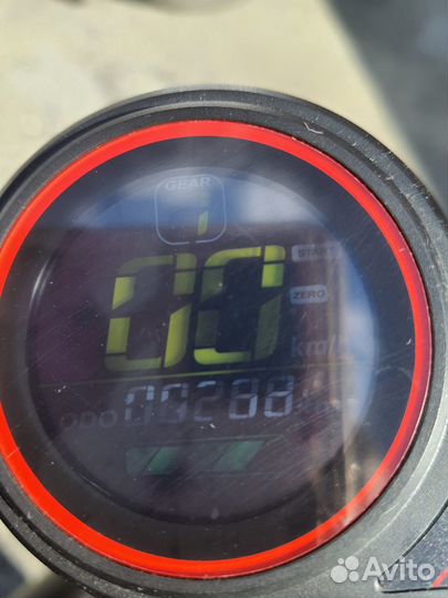 Самокат взрослый электрический бу