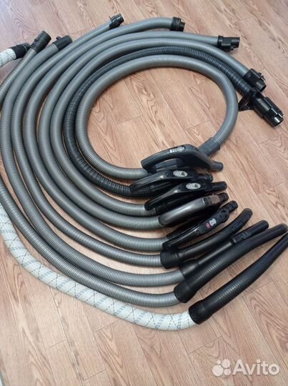 Щётки Трубки Шланги для Пылесосов