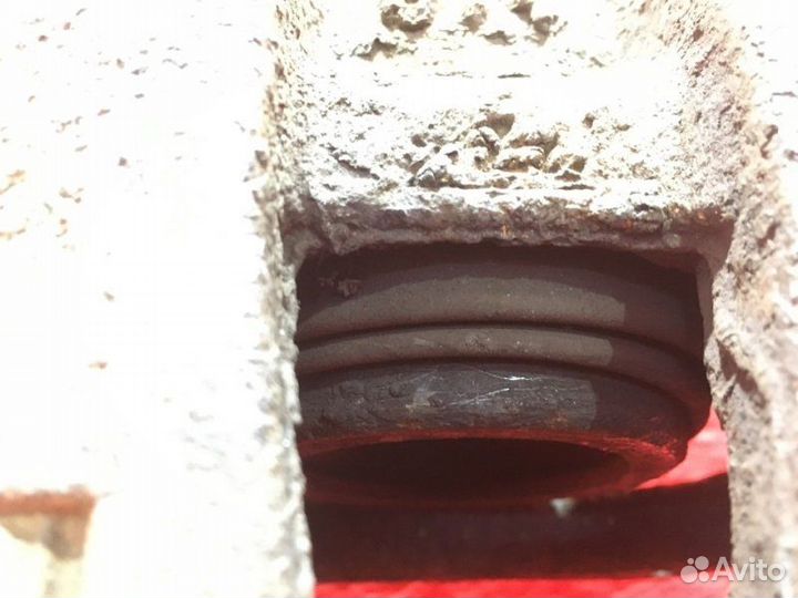 Суппорт передний правый Mazda 3 BK Z6 VE 1.6L 1598