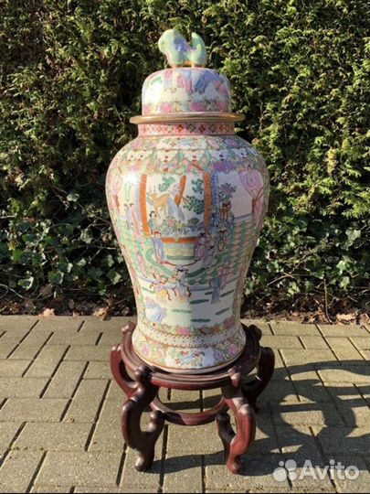 Антик. Винтаж. Ваза напольная