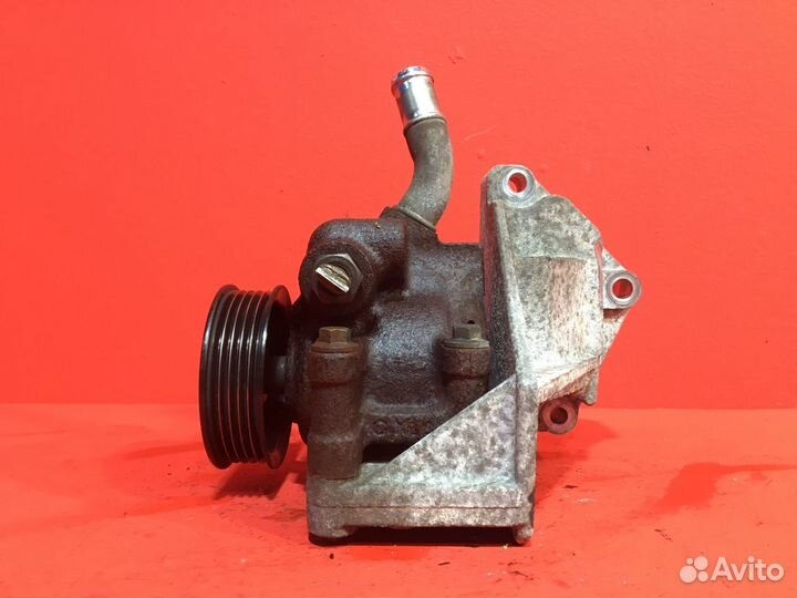 Насос гура для Ford Fiesta fxja, 1.4 Duratec (Б/У)