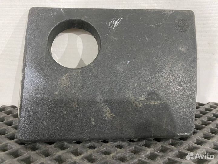 Накладка противотуманной фары Volvo FH4 82904526